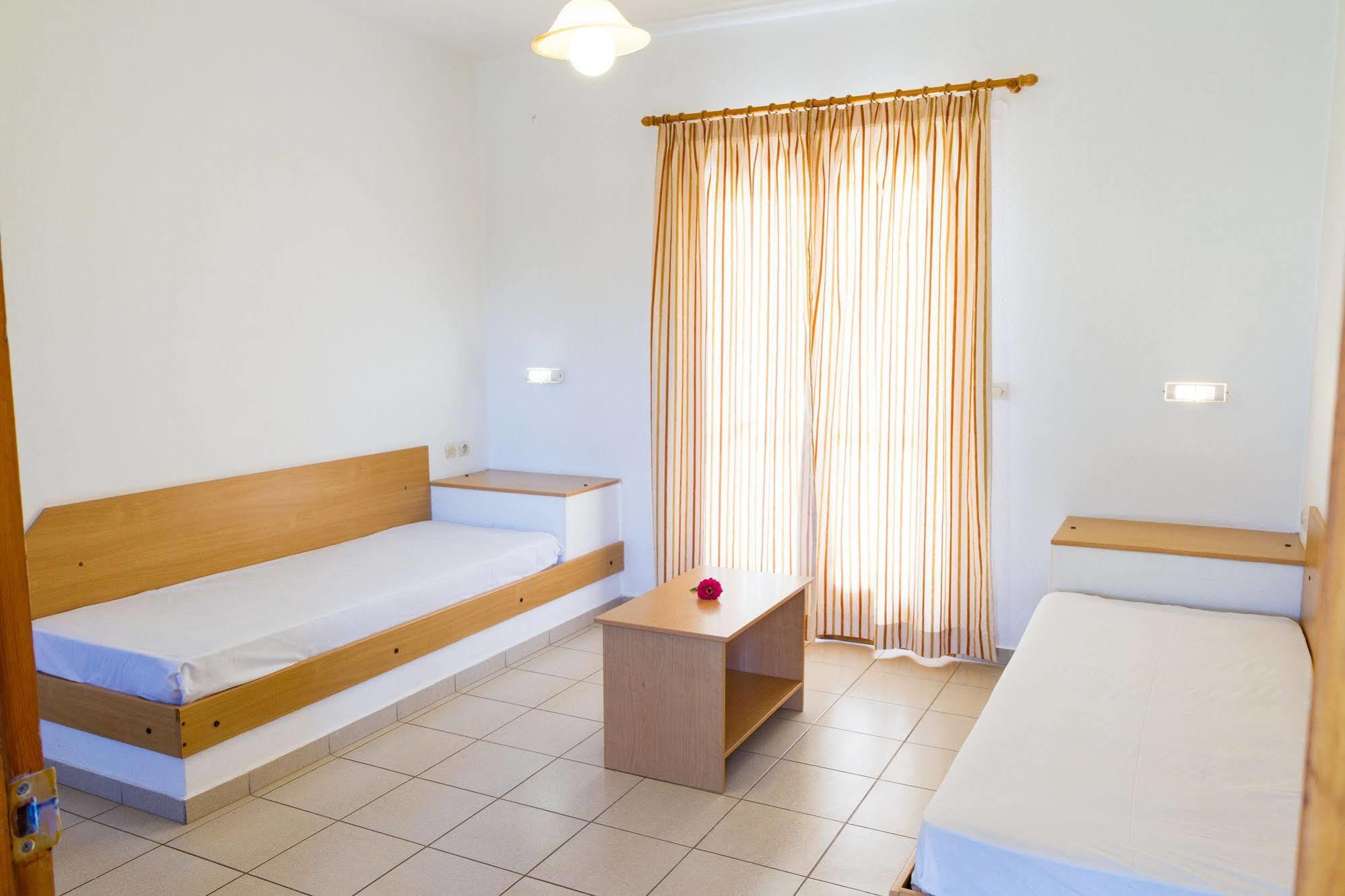 Ideal Hotel Kokkini Hani Extérieur photo