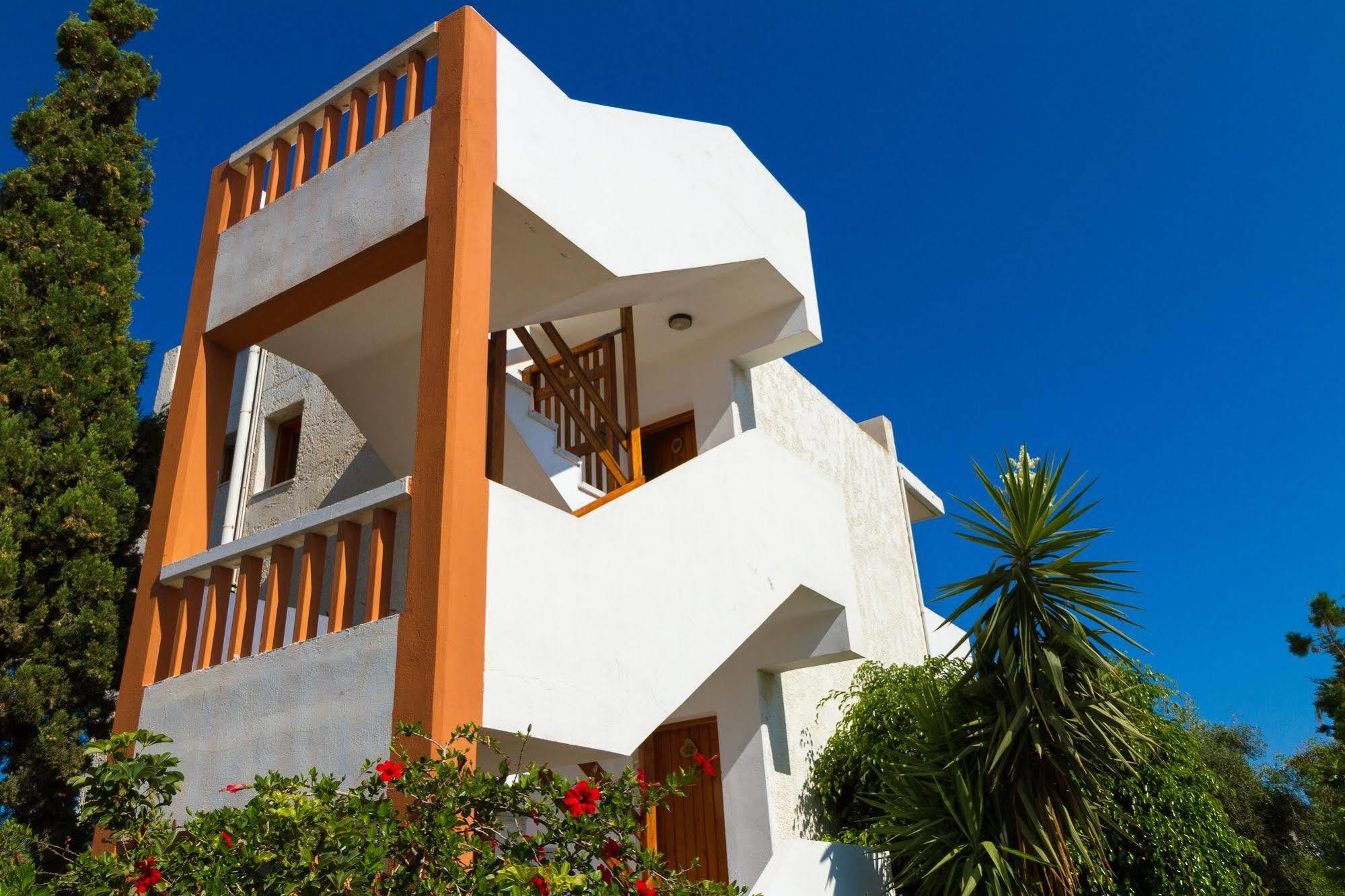 Ideal Hotel Kokkini Hani Extérieur photo